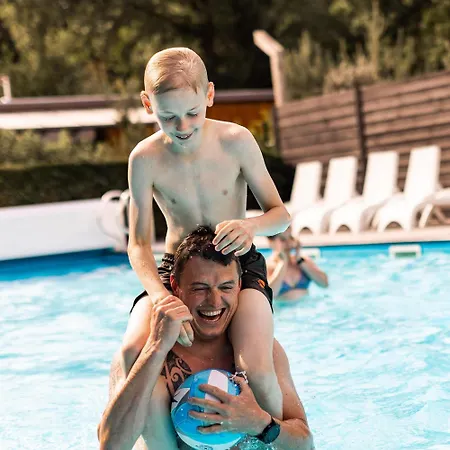 Met Hottub | 2 Personen - Valley Casa de Férias